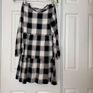 Old Navy Black and White Checkered Kids Dress Size L (10-12)